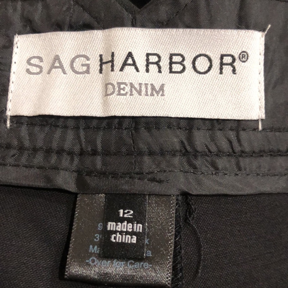 Sag Harbor Black Shorts - Picture 13 of 14